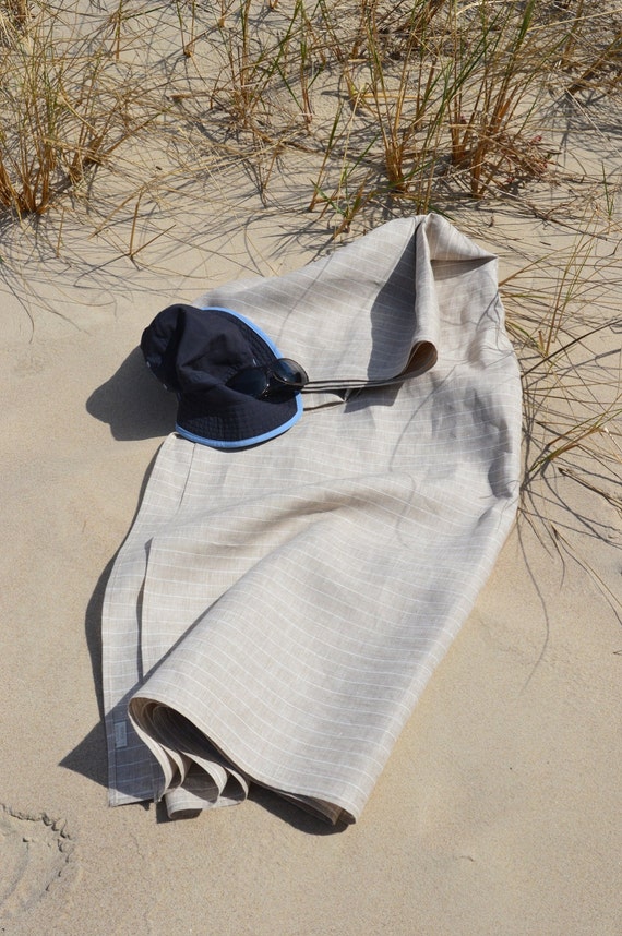 Linen towel Picnic Blanket Beach blanket family by Linaralinen