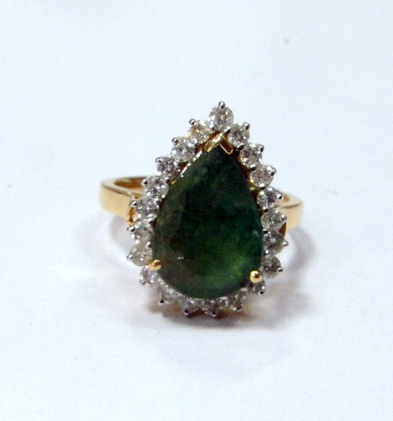 tribalexport - Vintage 18 K gold Pear shape Emerald & Diamond Ring 9571-UN