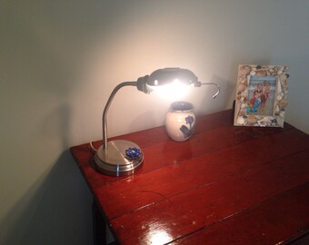 Industrial style lamp