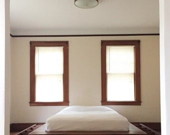 Artículos similares a Cama de plataforma de Aser en Etsy