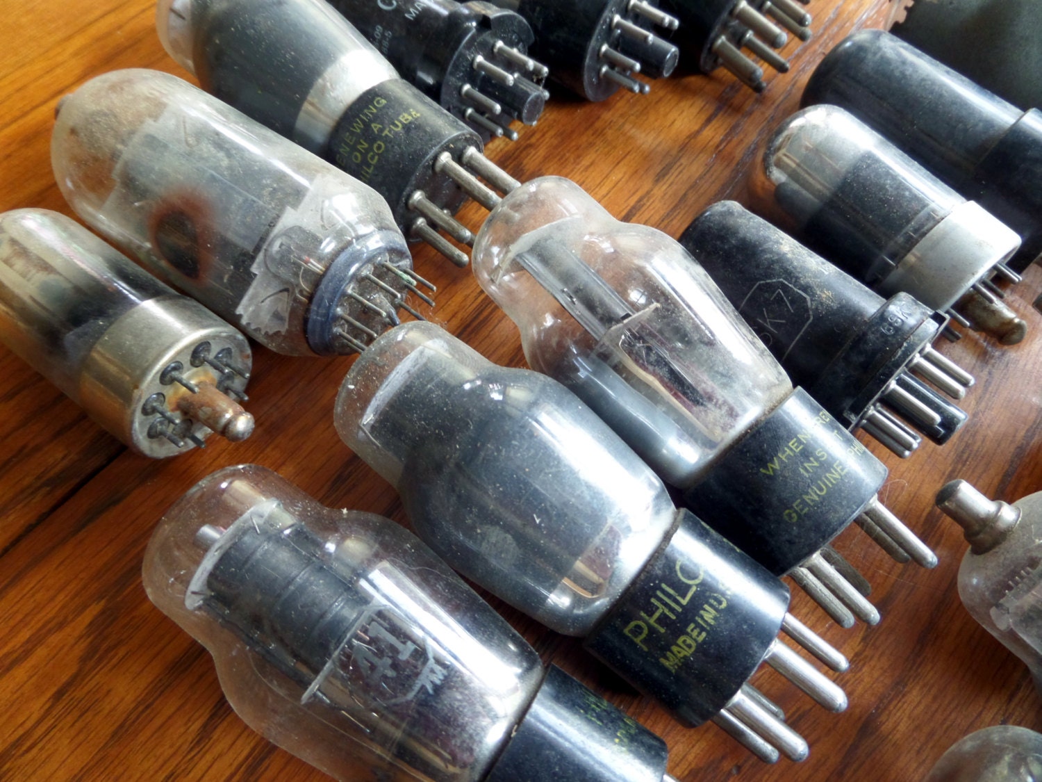 5 Assorted Radio Tubes Vintage Tube Radio Vacuum Tubes