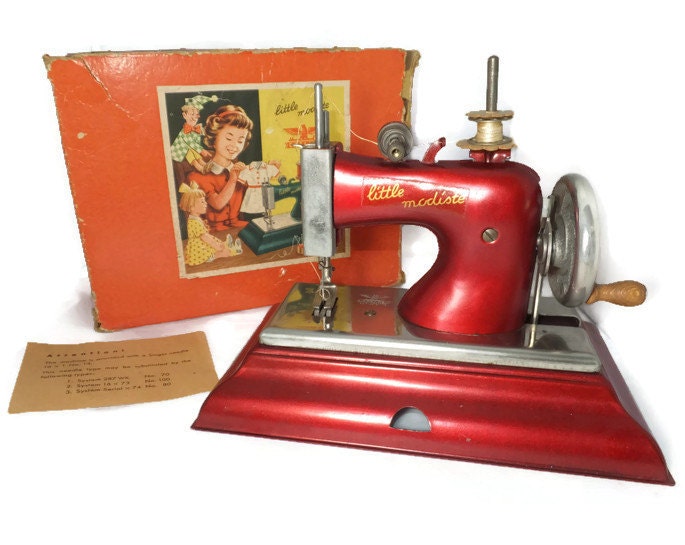 Vintage Toy Sewing Machine Childs Antique Retro Toy