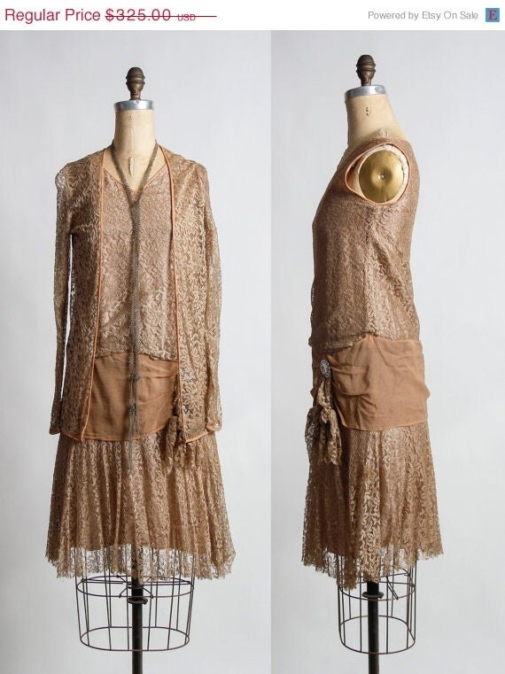 ON SALE NOW Lace Flapper 2 Piece 1920s Beige Dress & by VeraVague