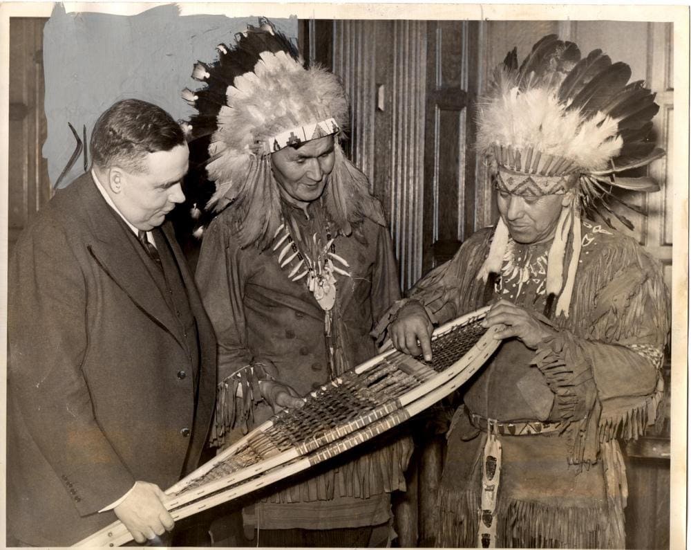 1939 Ottawa Indians Snowshoes Native American Detroit Press