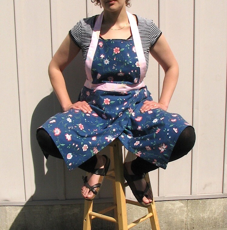 Pottery Apron for Wheel/Throwing by BasilandButtons on Etsy