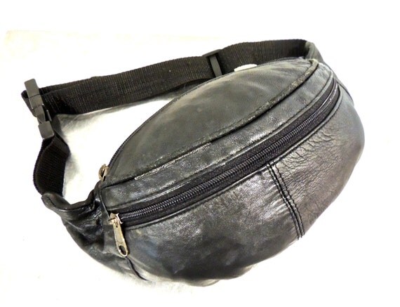 Items similar to SALE vintage leather fanny pack - 1980s-early 90s black leather fanny pack on Etsy
