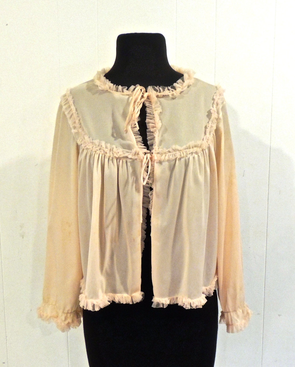 vintage sheer bed jacket 1940s50s Evette pink ruffled by mkmack
