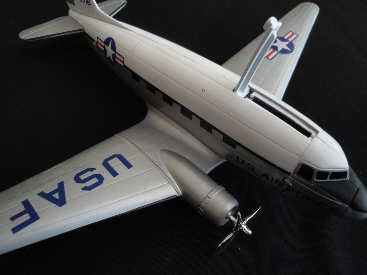 diecast metal