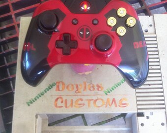 Custom legend of zelda xbox one controller by doylescustoms