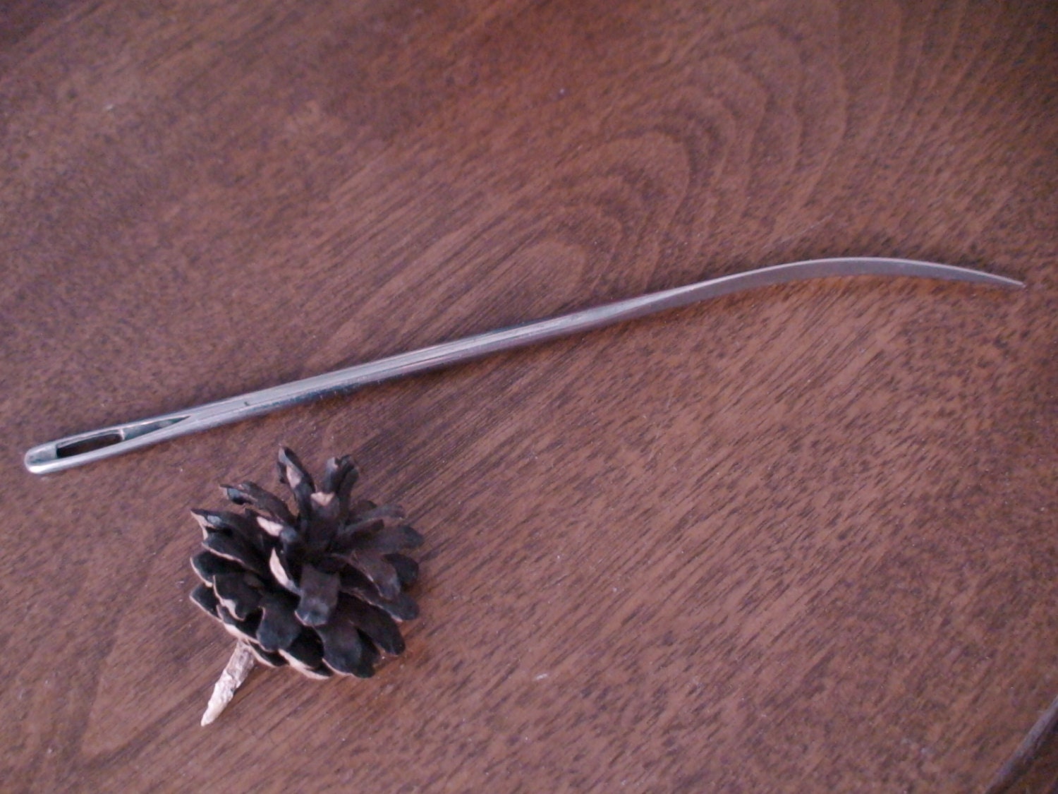 K118754 Sacking Needle Steel Marked 'J J & S