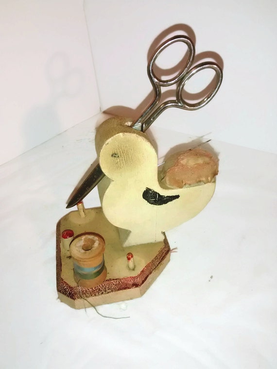 Vintage Folk Art Sewing Bird Thread Holder Scissor Caddy
