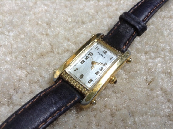 FOSSIL Vintage Early Wrist Womens Watch model TM-6202