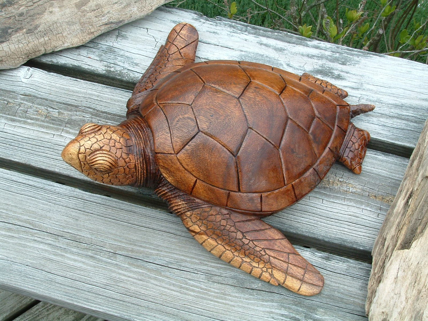 wooden sea turtle sculpture