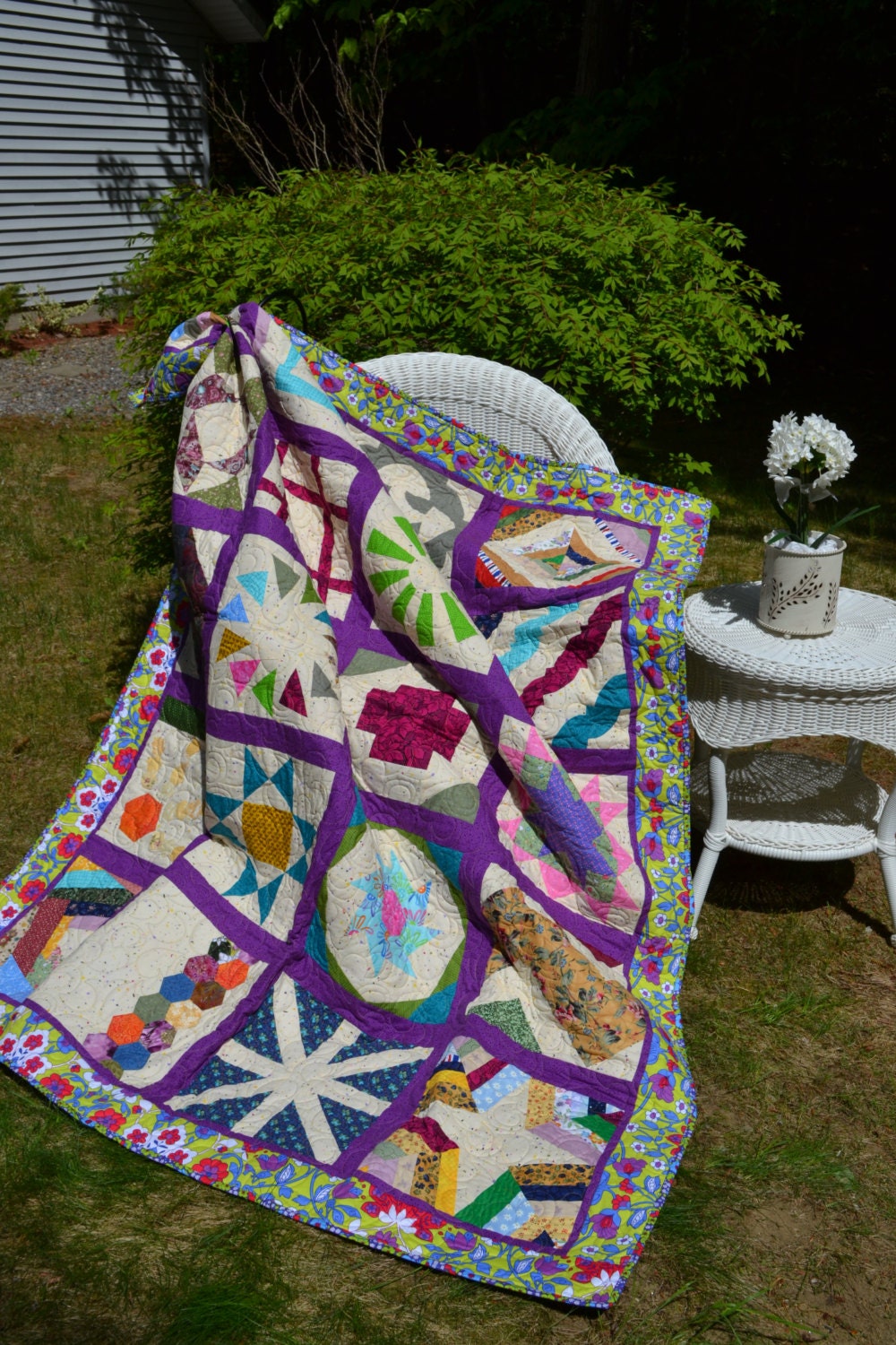 CONFETTI Patchwork Sampler Twin Quilt
