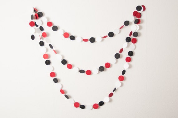 Red and Black Paper Garland - 14ft Il_570xn