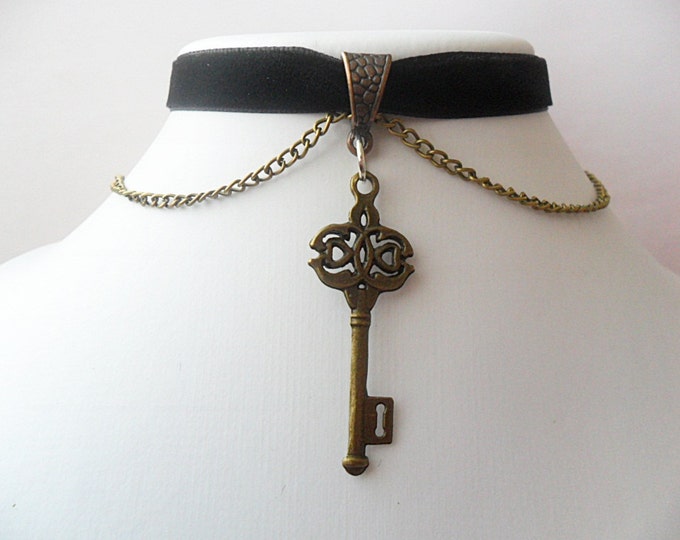 Black Velvet choker with Bronze key and a width of 3/8” Ribbon Choker Necklace