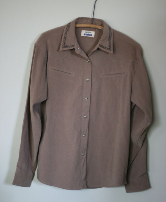 vintage brown faux suede western shirt by wrangler mens size