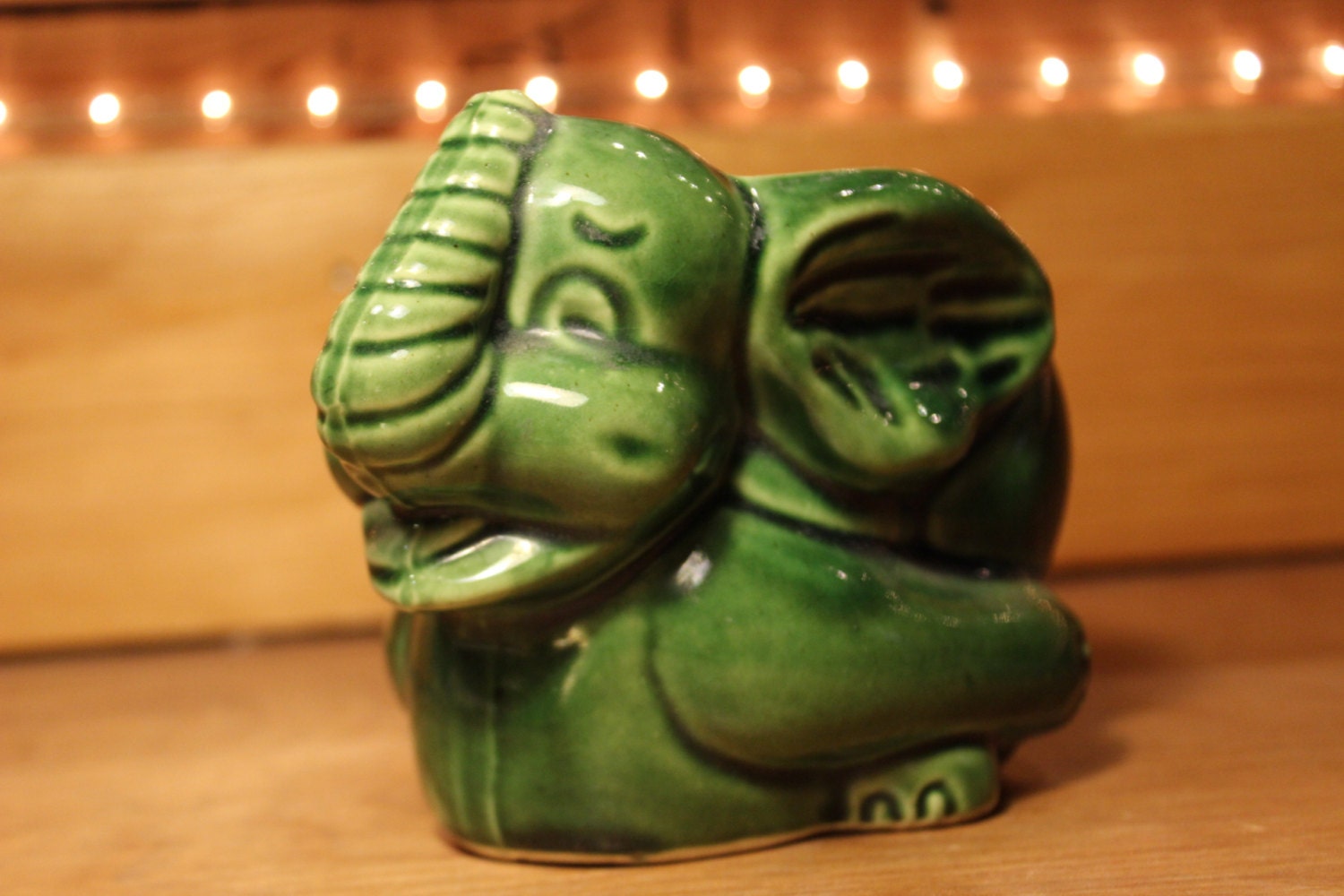 Vintage McCoy USA Pottery Green Elephant Planter Pot item