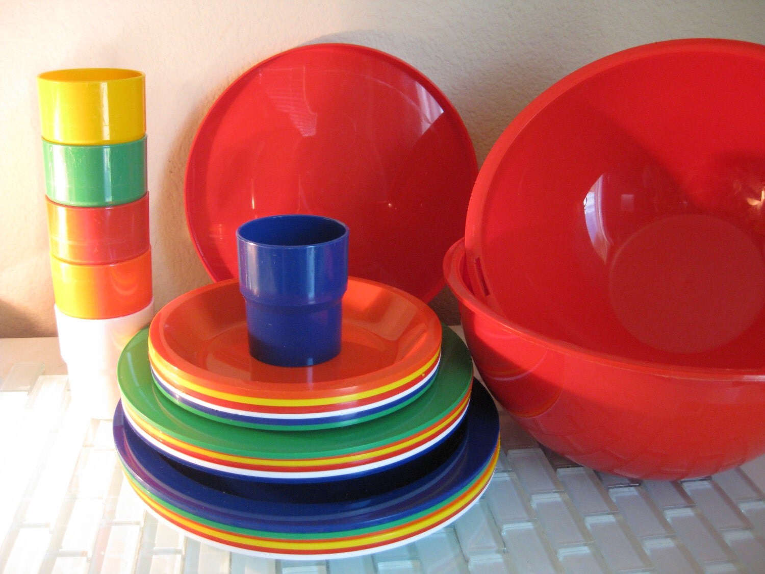 Rainbow Plastic Picnic Box Set INGRID CHICAGO 6 settings