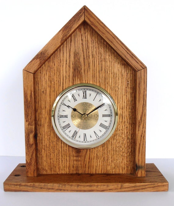 Rustic Pallet Wood Mantel Clock by WileWood on Etsy