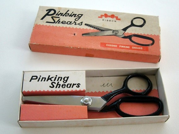 Vintage Pinking Shears Sewing Sissors In Original Box Ribbon