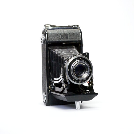 Vintage Zeiss Ikon Nettar 515/2 Folding Camera by analogtoday