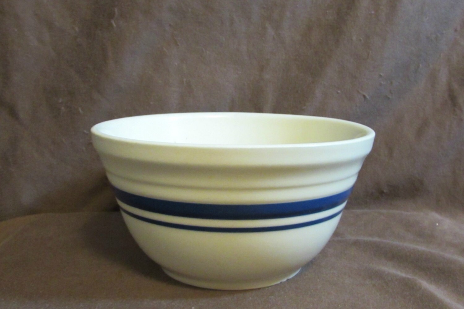 Stoneware Mixing Bowl Small Roseville Ohio by TimeWarpVertigo