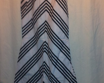 Gorgeous 2 piece top and fistail skirt