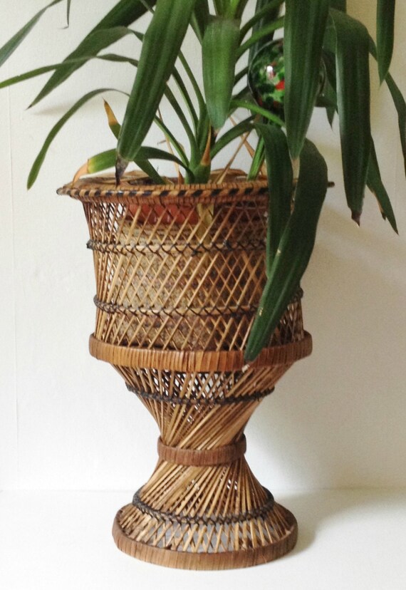 Vintage 1970s wicker plant stand peacock chair style by GoodsGarb