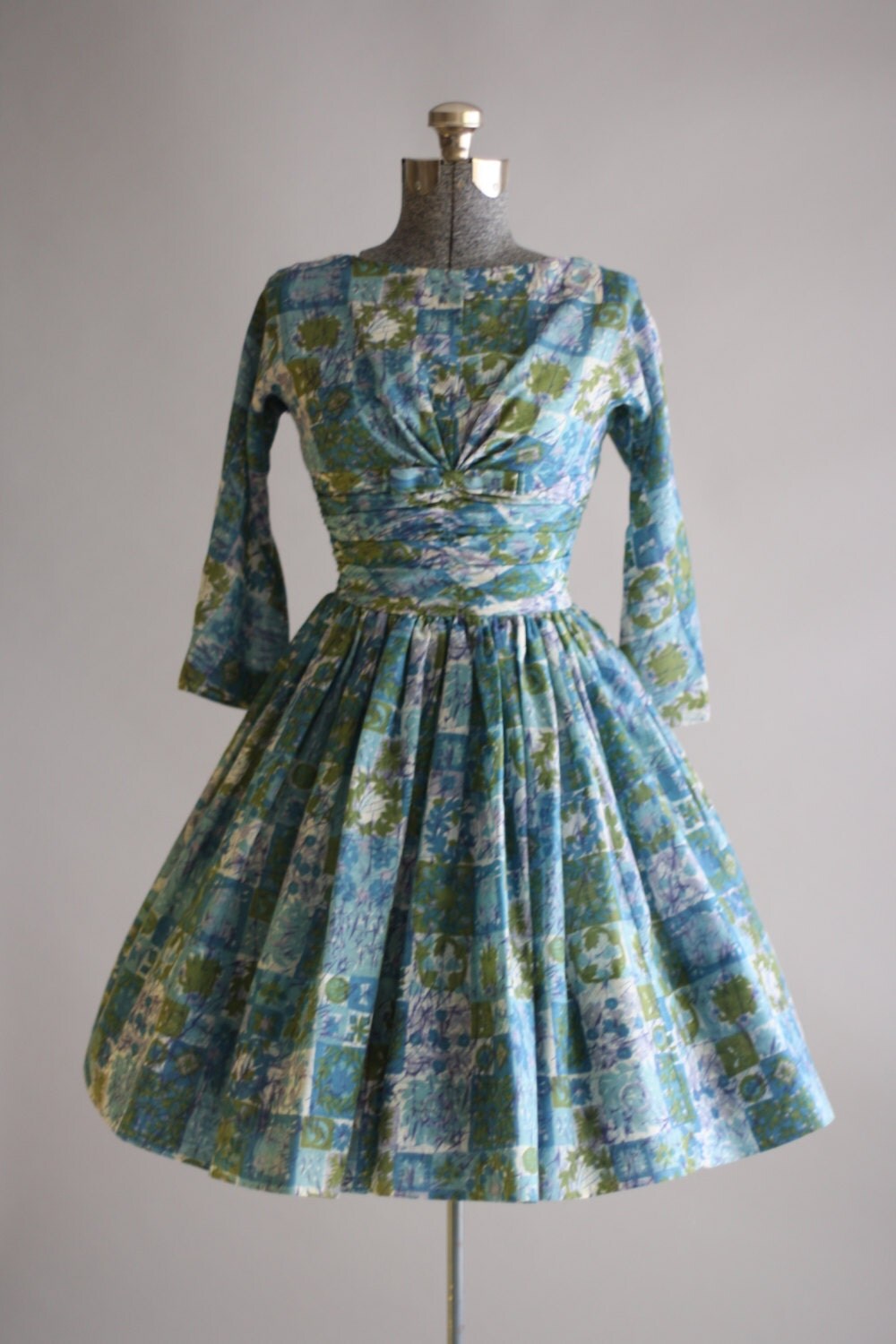 20% Off SALE... Vintage 1950s Dress / 50s by TuesdayRoseVintage