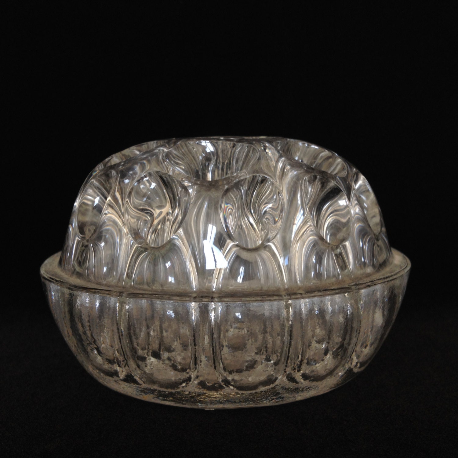 glass flower frog VMC Reims France 19 holes vintage large