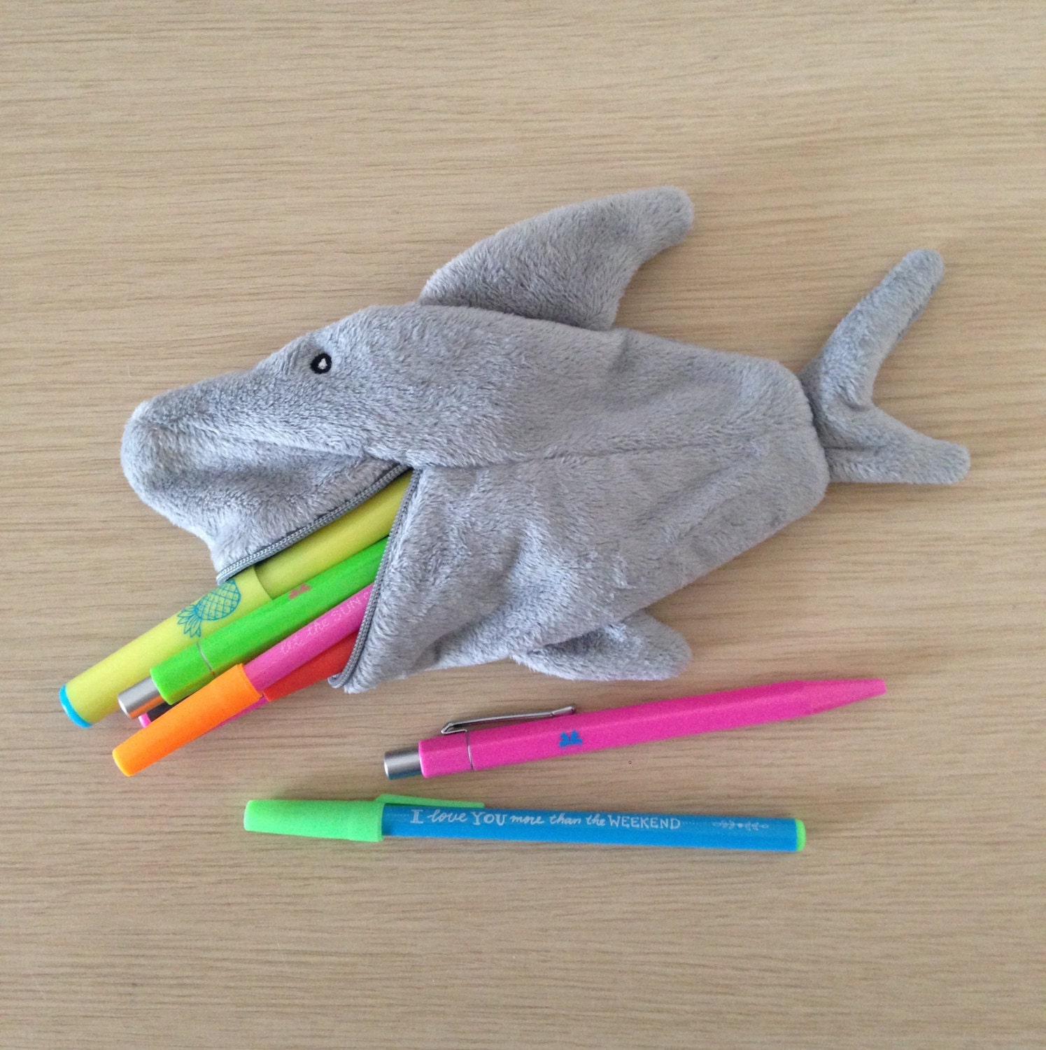 Shark pencil case ET01