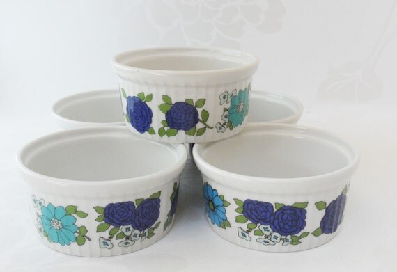 Pillivuyt French Country Vintage Ramekins Set of Five