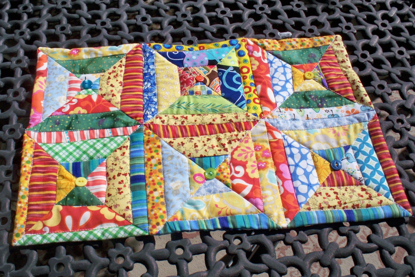 SUMMER TABLE RUNNER 12 X 18 Handmade quilted decor by quiltingcafe