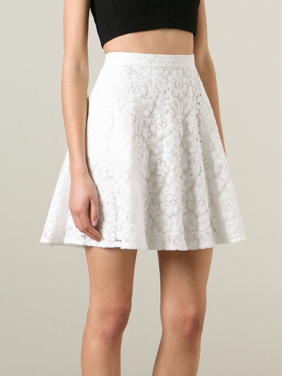 High waist mini skirt in white lace choose your size from 2