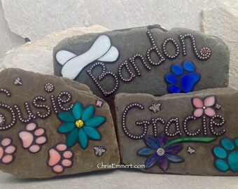 Pet Memorial, Pet Memorial Marker, Mosaic Rock, Pet Memorial Stone, Pet, Dog Memorial, Cat Memorial, Garden Stones Mosaic Custom Order