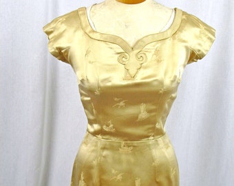 1960s Wiggle Dress * 60s Asian Dress * Cream Cheongsam * Brocade Dress * Cream Dress * Oriental Dress * Cream Silk Dress * Mad Men Dress