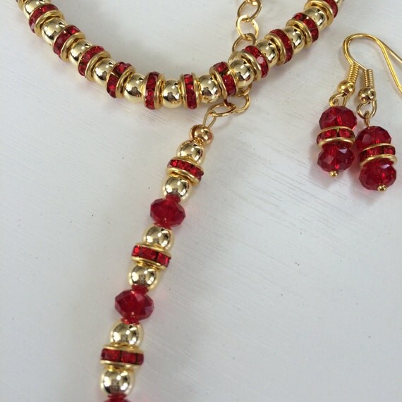 Red and Gold necklace set by madebymargie1 on Etsy
