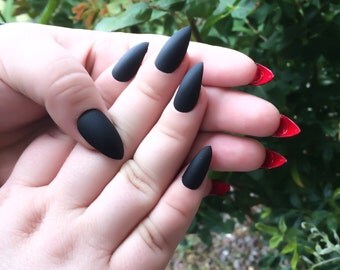 Matte Fake Nail Set - Red False Nails - Black Acrylic Nails - Stiletto Artificial Nail - Press On Nails - les faux ongles noir mat