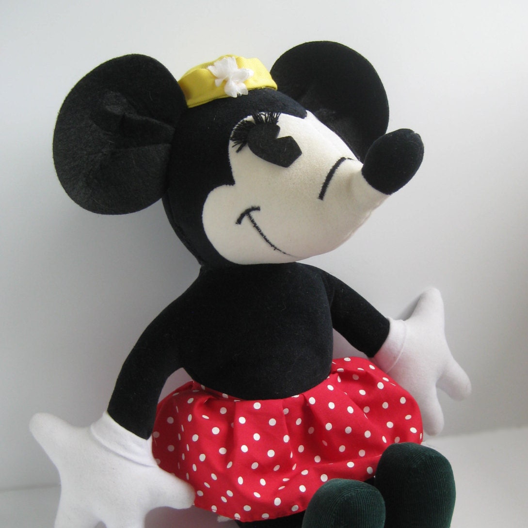 minnie mouse main street doll