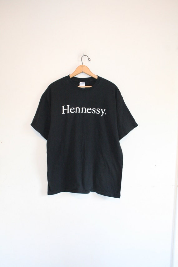 HENNESSY TEE // size large // 90s // t-shirt // black