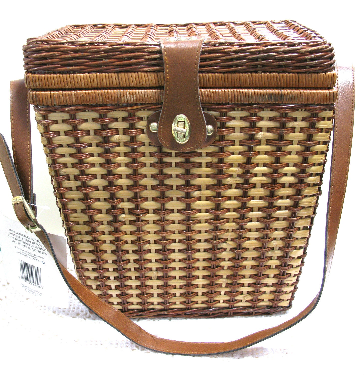 Vintage Wine Hamper – Retro Picnic Hamper – Gingham Hamper – Wicker ...