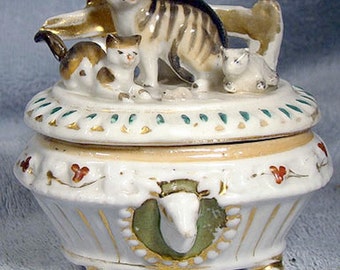 Antique Staffordshire CATS on a Caskenette China Fairing or Trinket Box 1840s 1860s