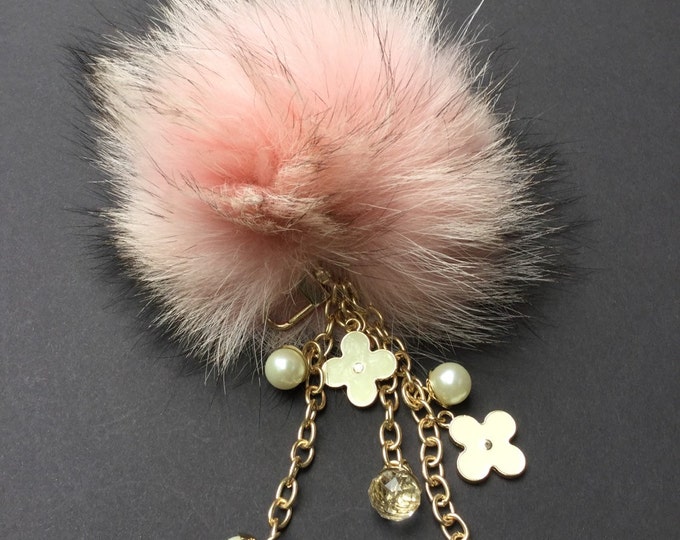 Fur Pom Pom keychain luxury bag charm pendant white clover flower keychain keyring charm in light pink with natural markings