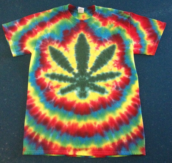 how to make a pot leaf tie dye shirt