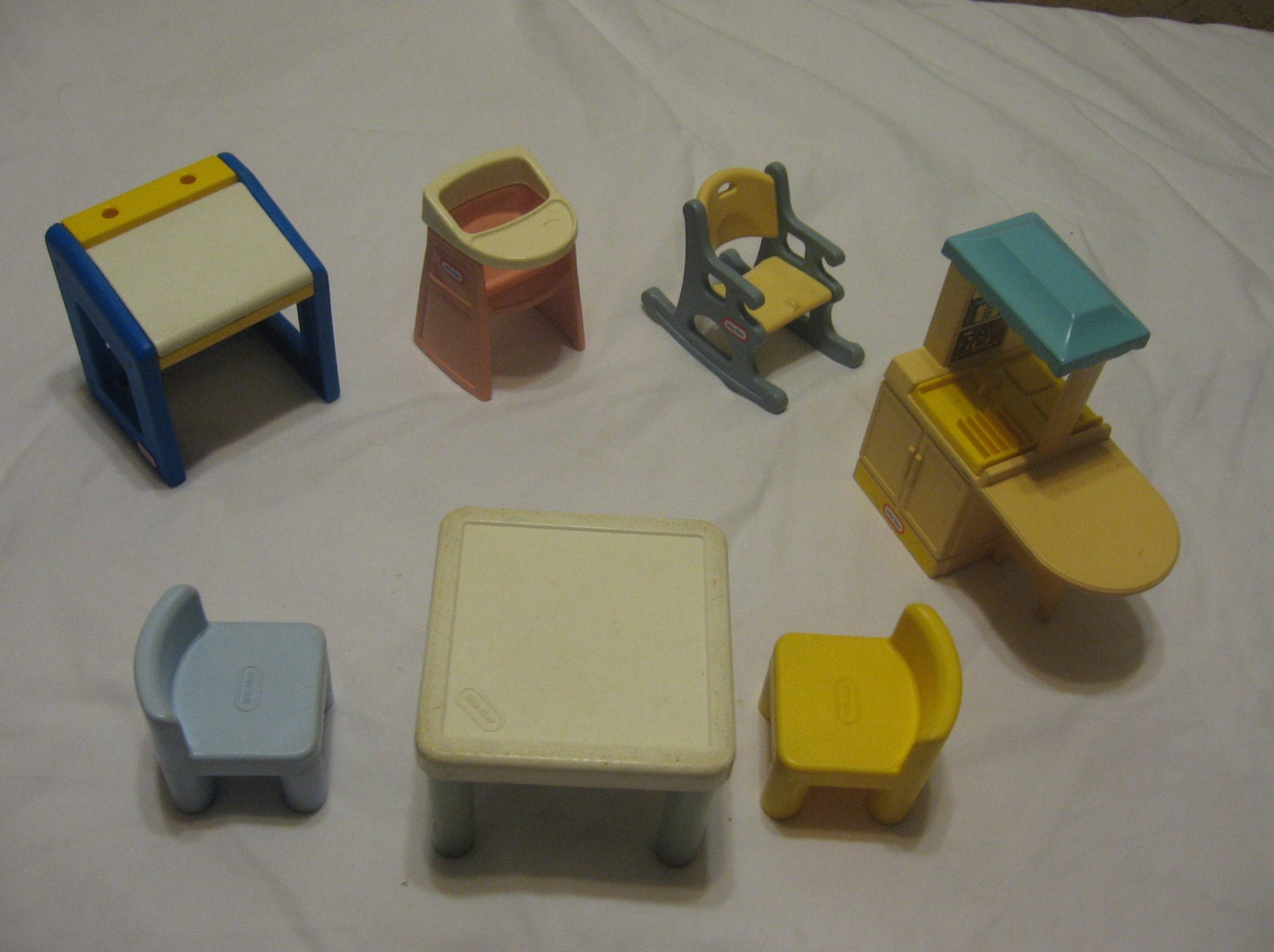 vintage little tikes dollhouse furniture