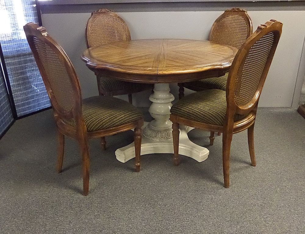 Century Country French Round Table w/2 Leaves and 4 Side Chairs Haute Juice