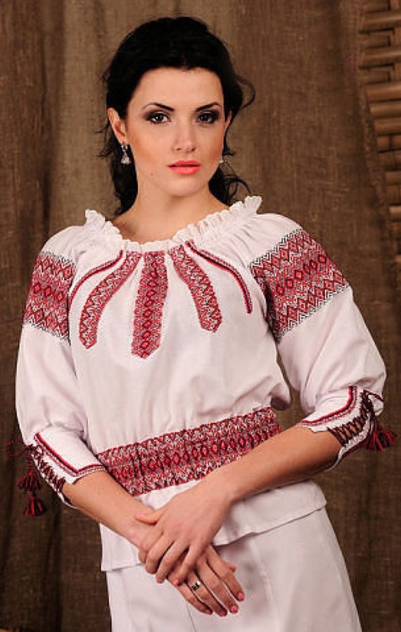 Ukrainian embroidery. Women's shirts. by LAVKASUVENIROV on Etsy