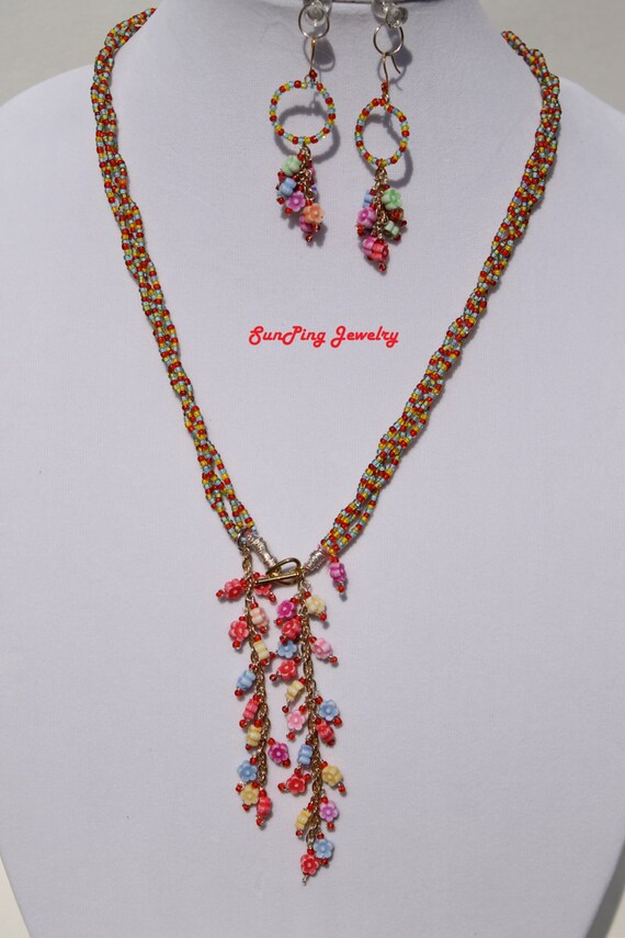 Beautiful multi color seed bead chain and flower by SunPing
