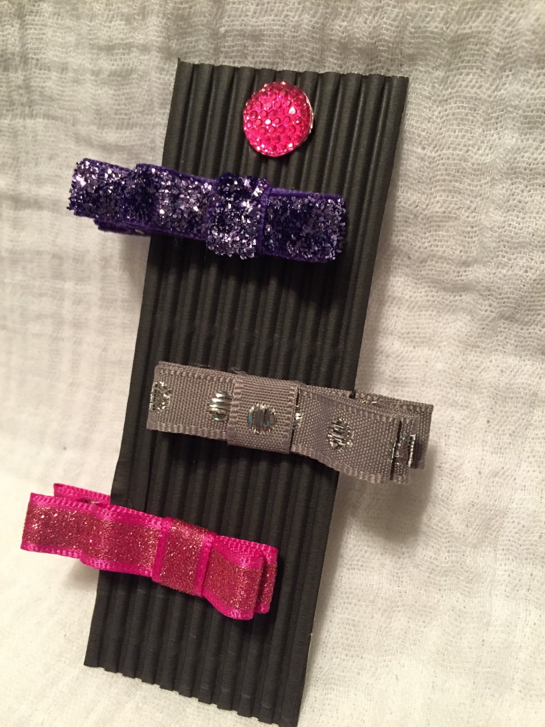 Glitter Ribbon Bow Hair Clips. Handcrafted by SweetBeeKids on Etsy